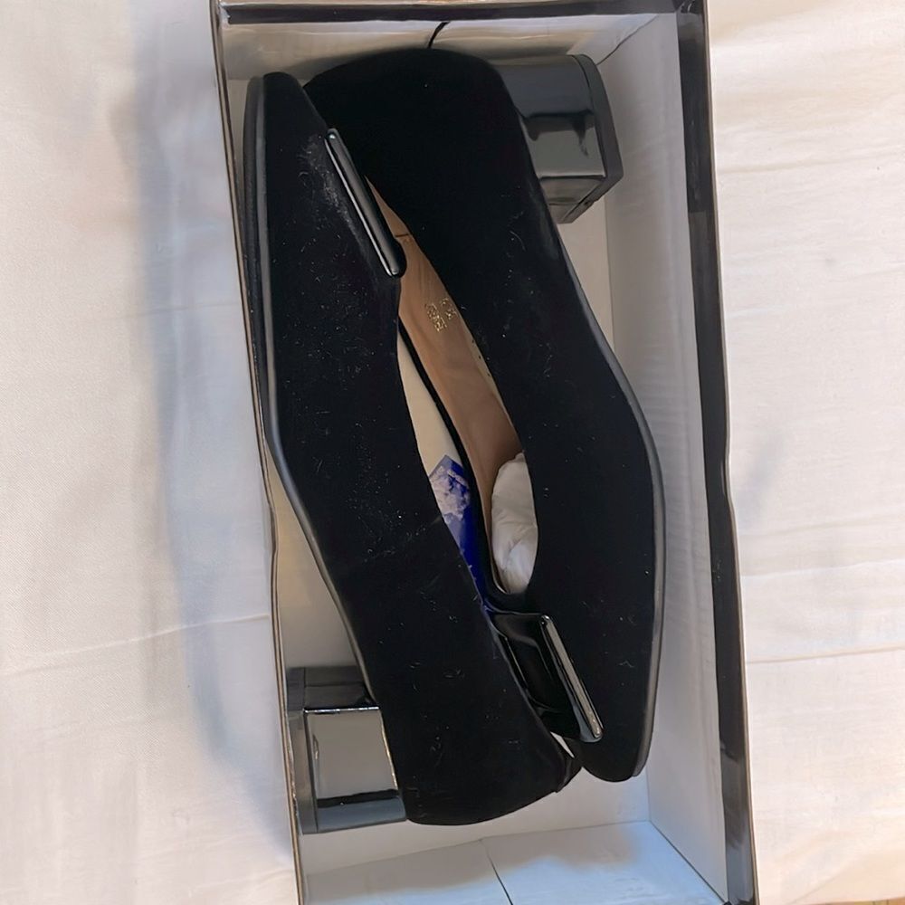 GG COLLECTION BLACK VELVET BALLET FLATS WITH SQUARE BLACK DETAIL.  NEW I… - Picture 10 of 12
